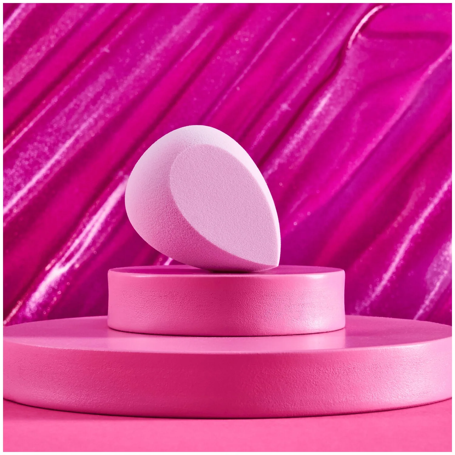 Essence Make Up & Baking Sponge gąbka do makijażu i bakingu 01 Dab & Blend, 1 szt. 