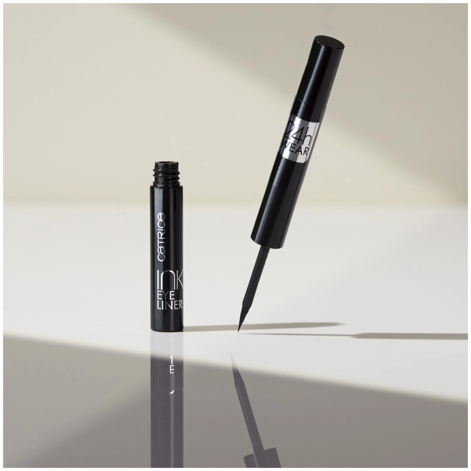 Catrice Ink  eyeliner w płynie 010, 1,7 ml 