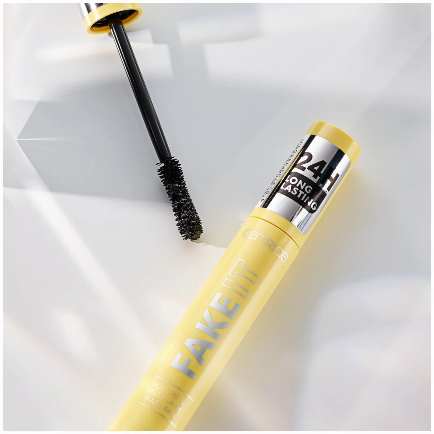 Catrice Fake It Volume & False Mascara tusz do rzęs 010 Deep Black, 11 ml